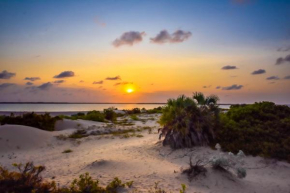 Kizingo Beach Eco Lodge